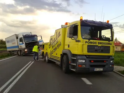 Laweta Mielec - Pomoc Drogowa TIR - Autohol STALA - Assistance - Parking